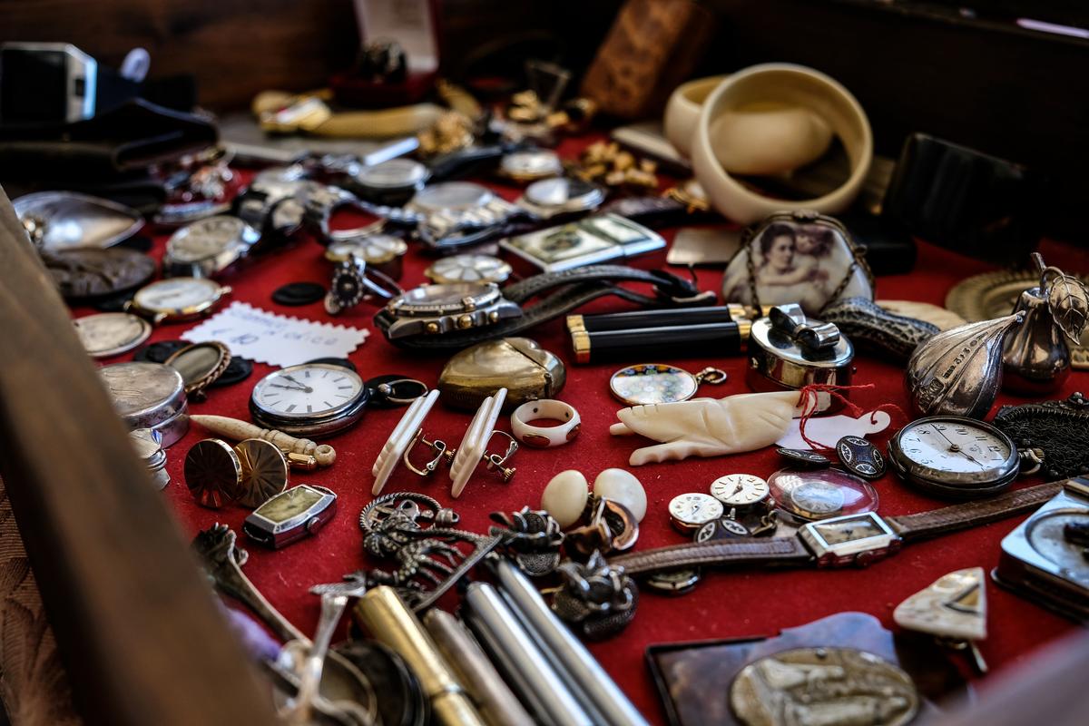 Pawn Shop Finds: 7 Most Popular Items You Can Buy